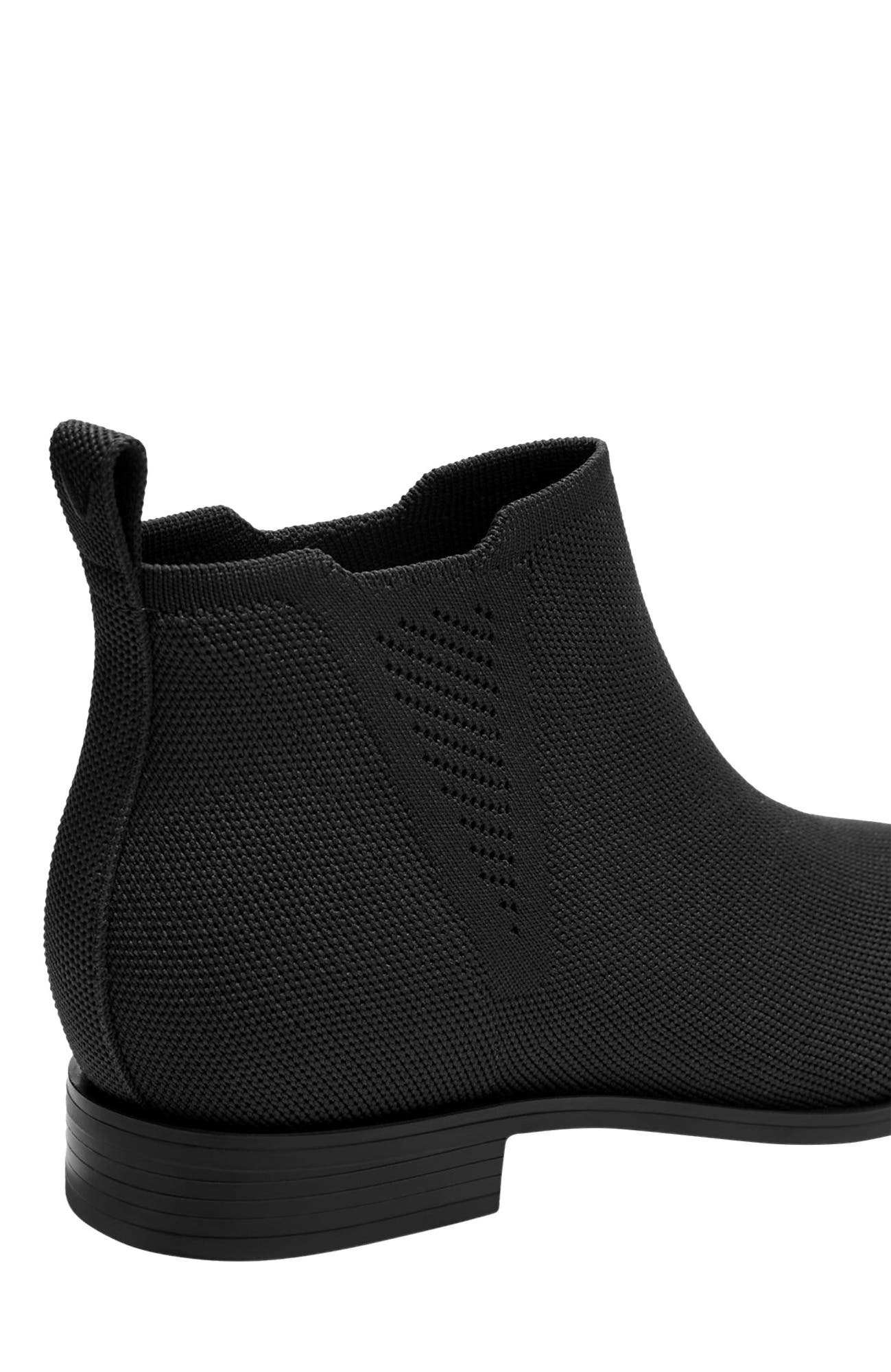 VIVAIA Ryan Slip-On Chelsea Boots, Alternate, color, Black
