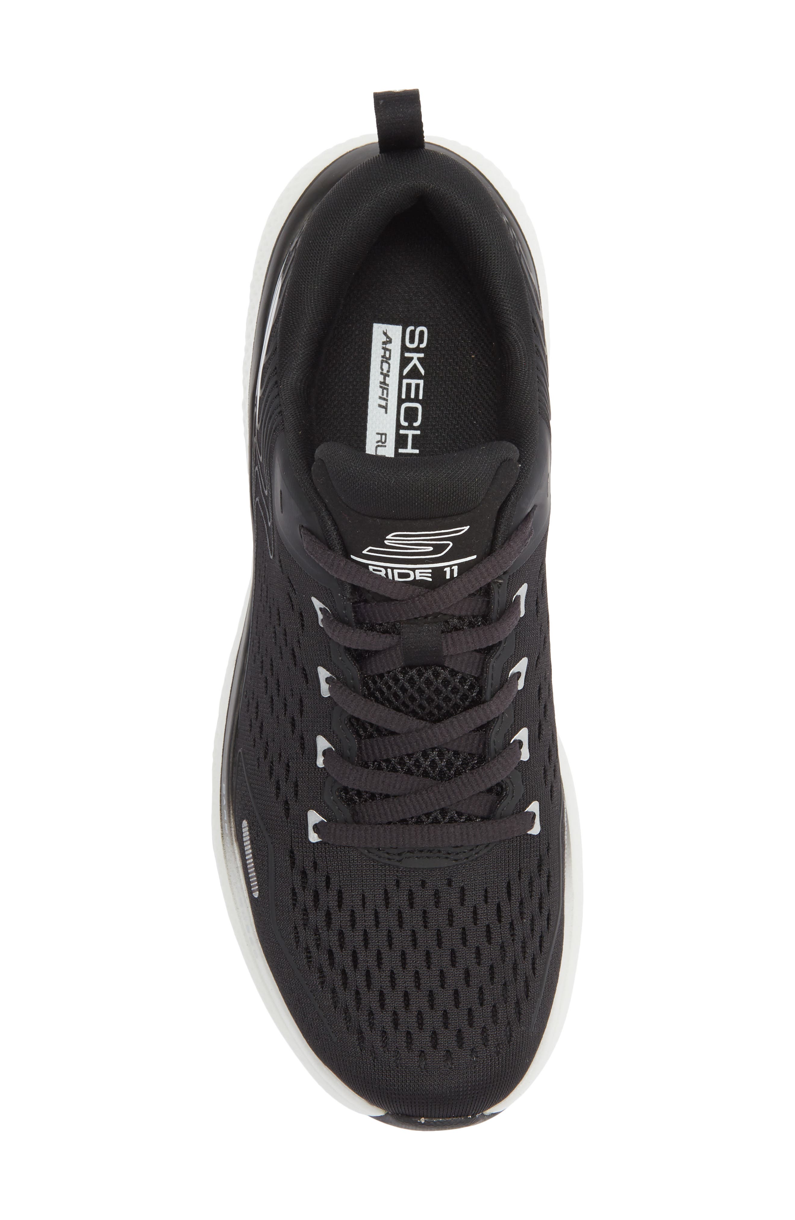 SKECHERS GO RUN Max Ride 11 Running Shoe, Alternate, color, Black/ White