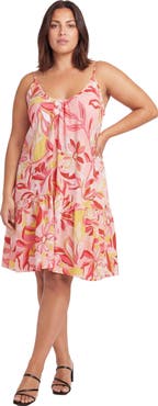 24seven Comfort Apparel Curvy Essential Floral Print Scoop Neck Spaghetti Strap Pocket A-Line Mini Dress
