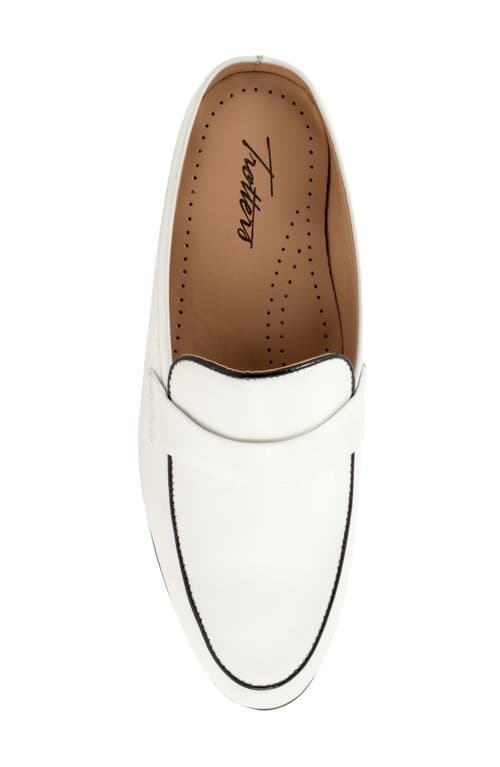 Trotters Lola Loafer Mule In White