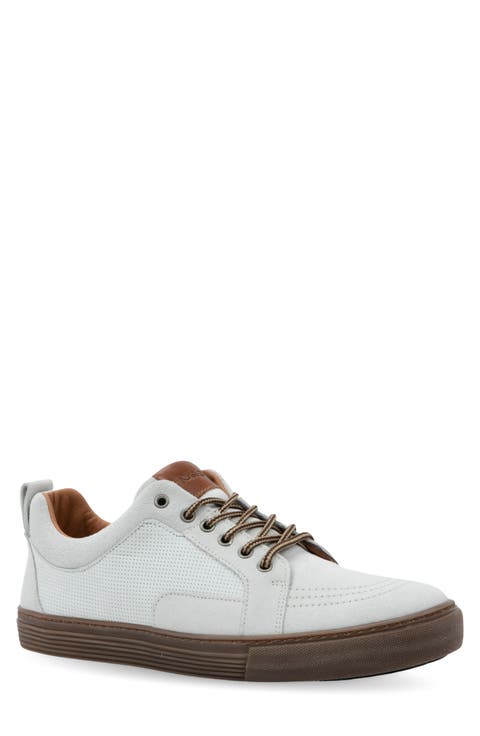 Dash Sneaker