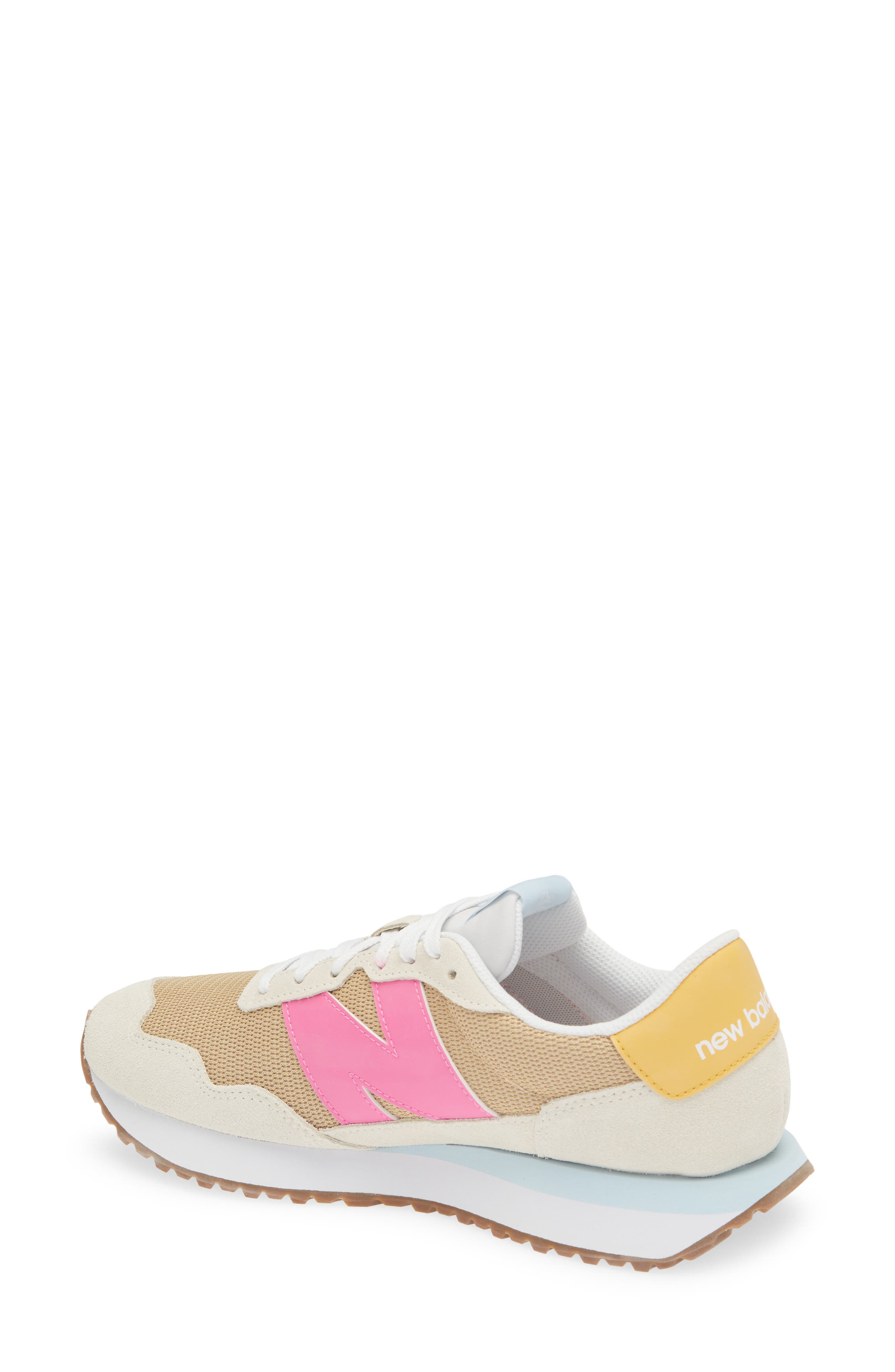 New Balance 237 Sneaker, Alternate, color, Angora/ Incense