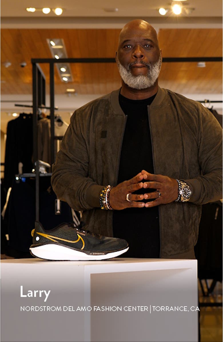 Zoom Vomero 17 Road Running Shoe, sales video thumbnail