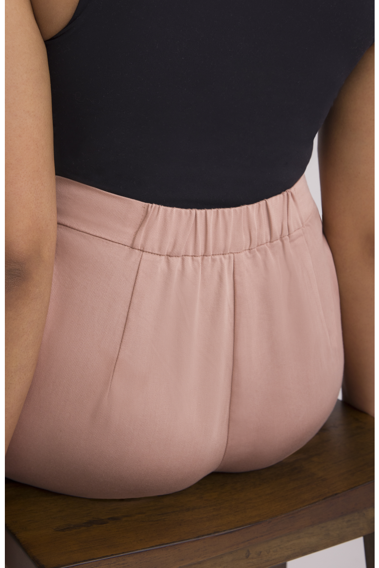 The Anywhere Short For Full Hips And Thighs, Alternate, color, Melon