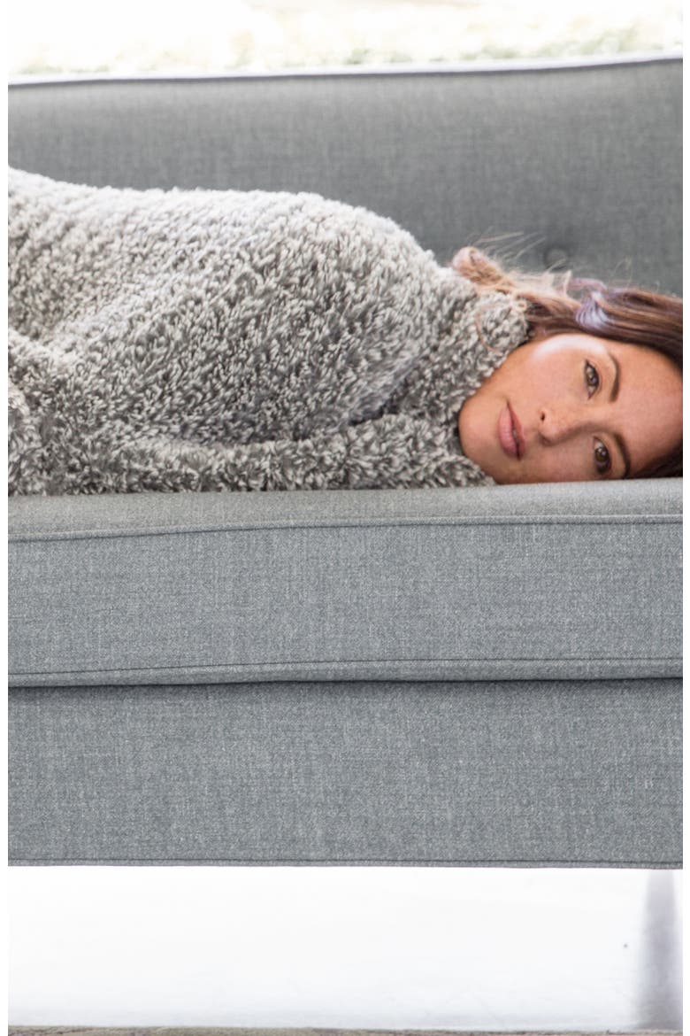 Giraffe at Home Luxe™ Knit Throw Blanket, Alternate, color, FOG
