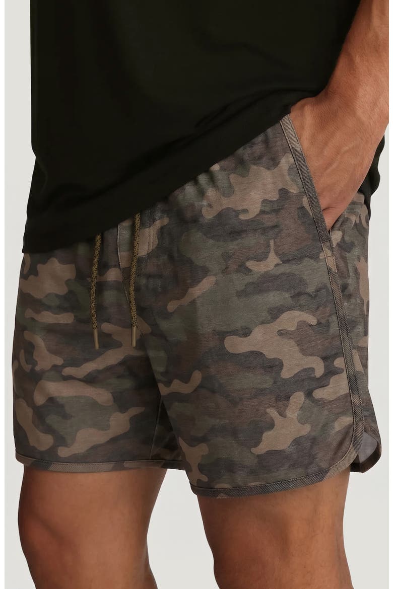 Reverb 5.5 Inch Performance Shorts, Alternate, color, WOODLAND CAMO PRINT
