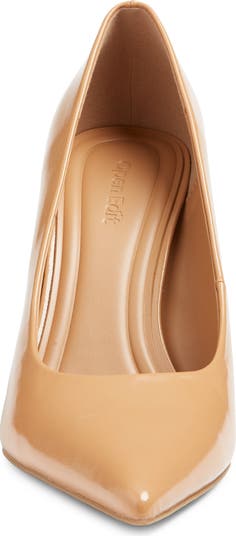 Demetra Pointed Toe Pump