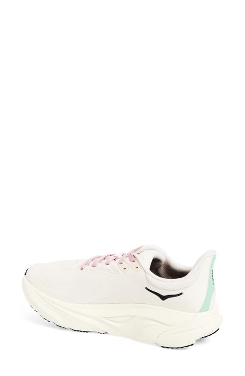 Hoka Arahi 8 Running Shoe In Pink