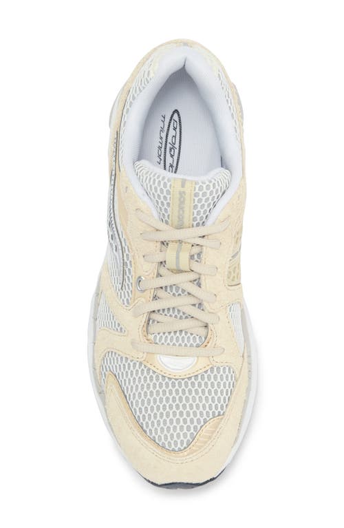 Saucony Progrid Triumph 4 Sneaker In Neutral
