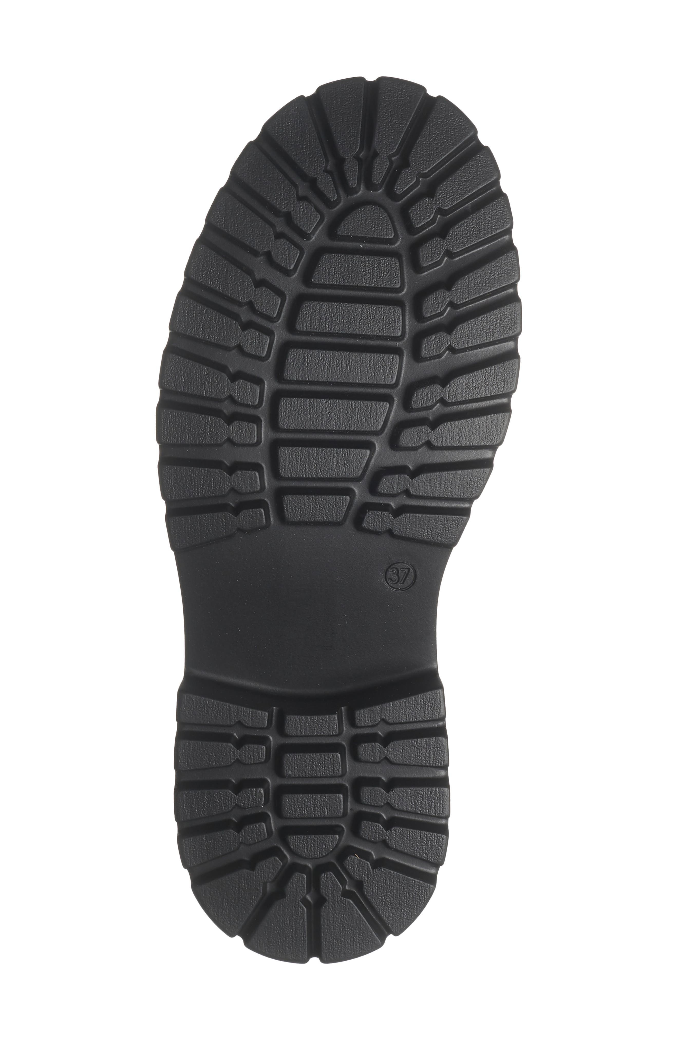 La Canadienne Winslow Lug Sole Chelsea Boot, Alternate, color, Black