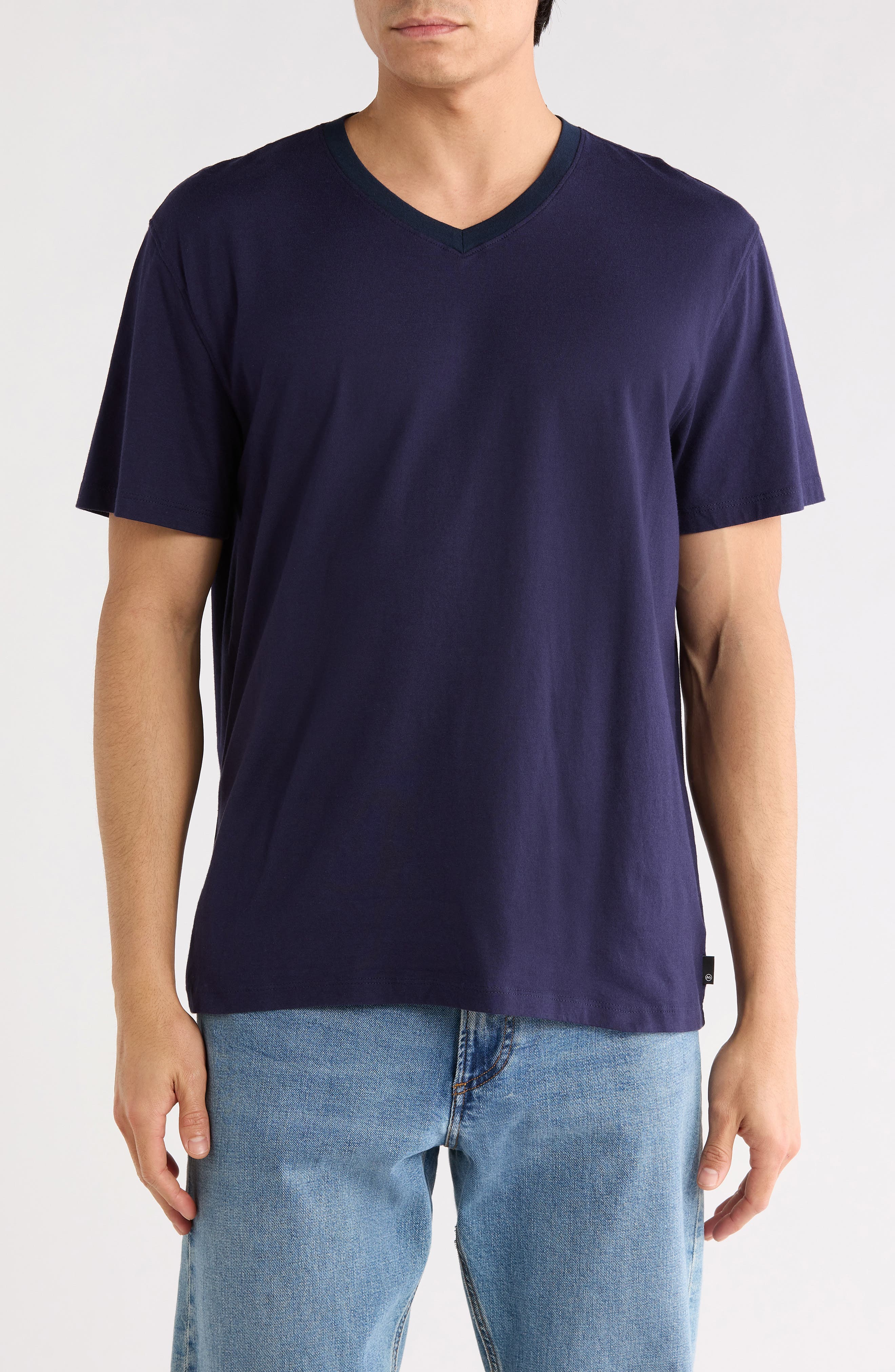 AG Bryce V-Neck Stretch Cotton T-Shirt