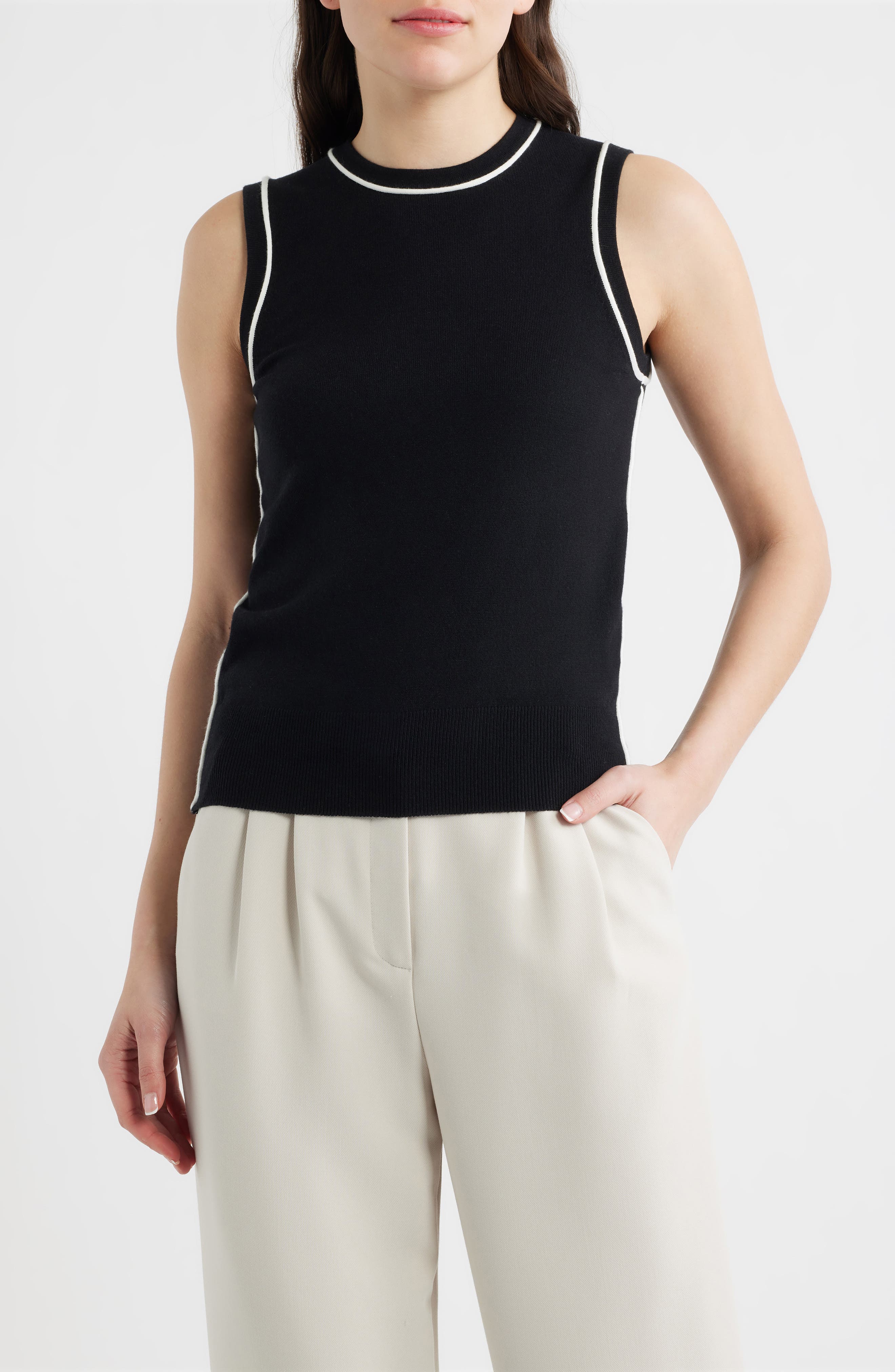BLACK WITH ECRU DETAILS