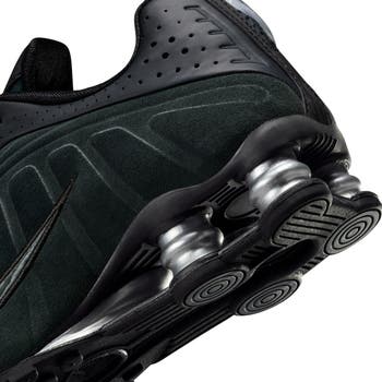 Shox R4 Sneaker