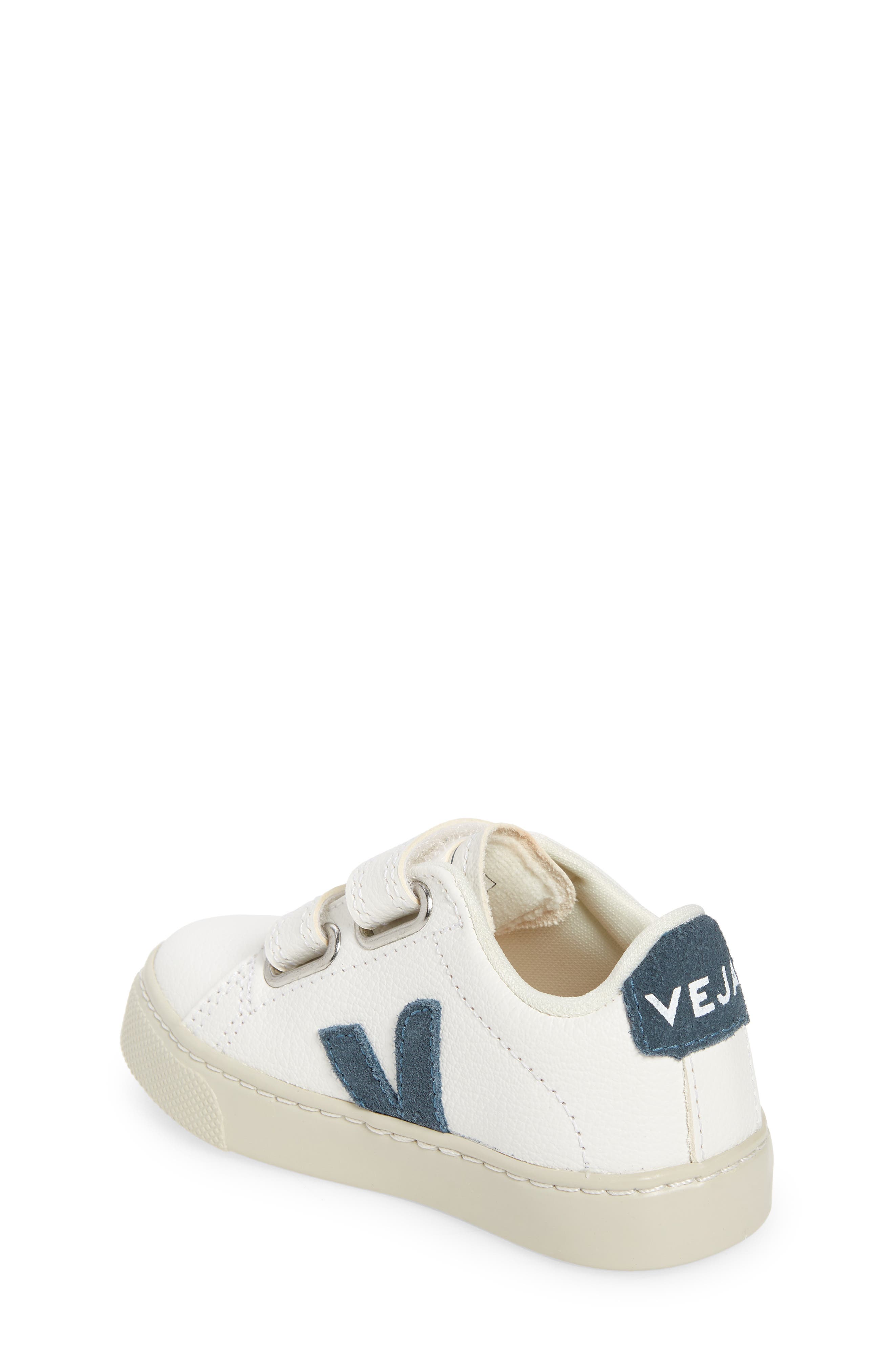 Veja Kids' ChromeFree Sneaker, Alternate, color, Extra-White California