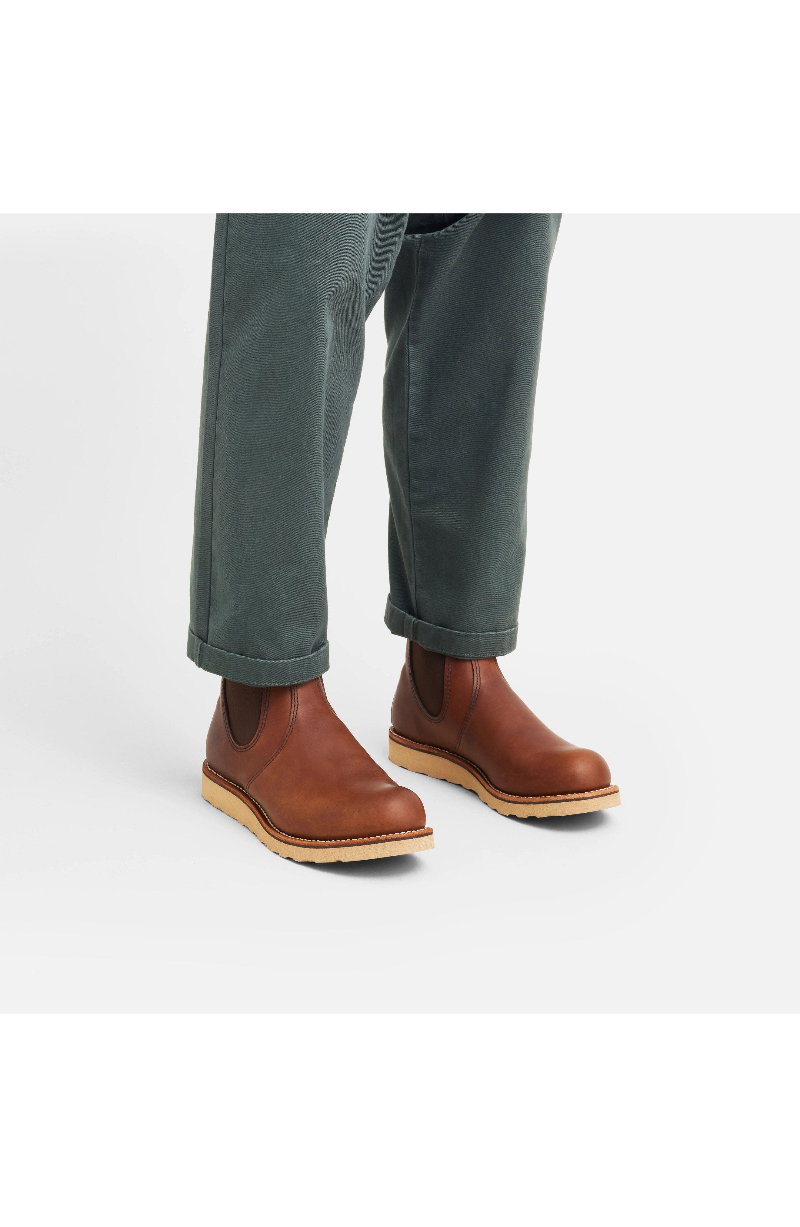 Red Wing Heritage Classic Chelsea Full Grain Leather Boot, Alternate, color, 