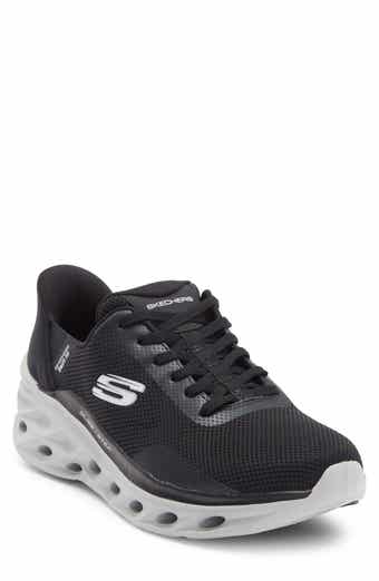 SKECHERS Glide-Step Swift Sneaker
