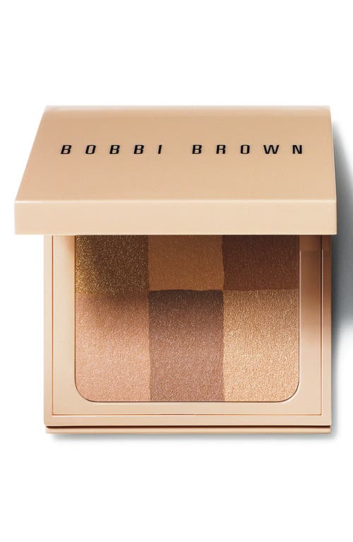 Bobbi Brown Nude Finish Illuminating Pressed Powder Compact in Buff 