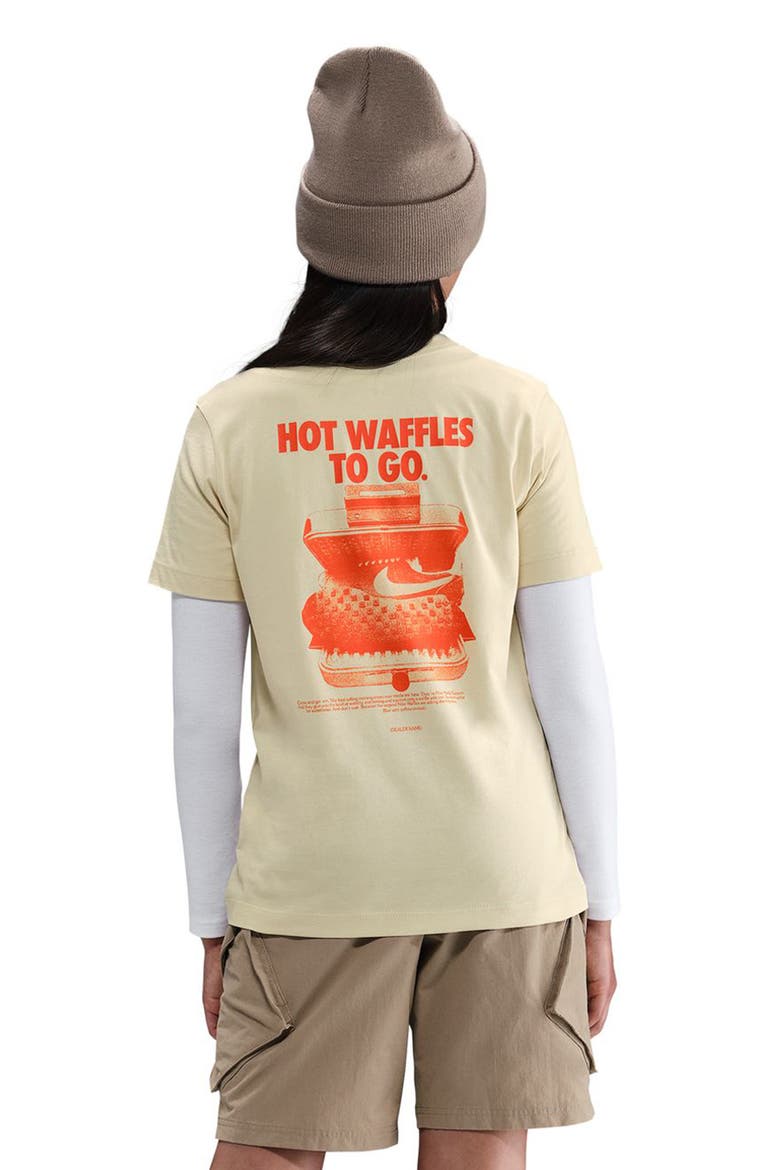 Kids' Sportswear Club Graphic T-Shirt, Alternate, color, LIGHT KHAKI