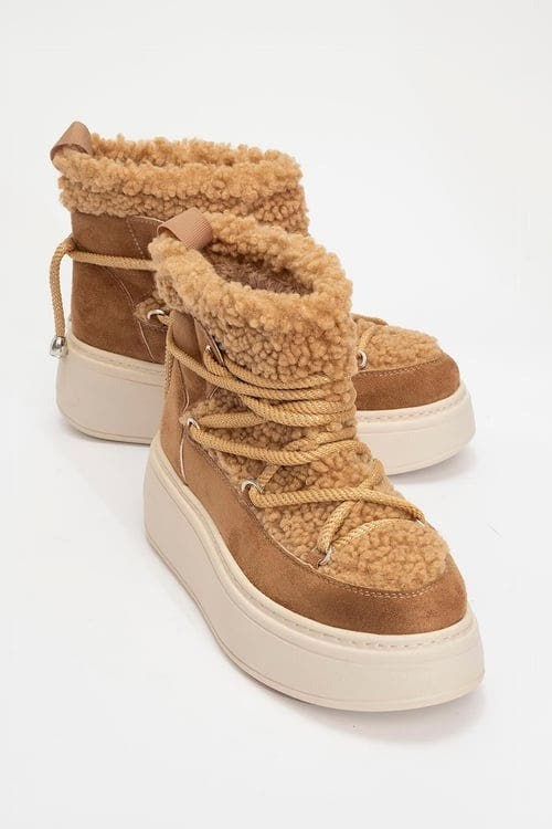 Prologue Shoes Dila Fur Lined Boot In Brown