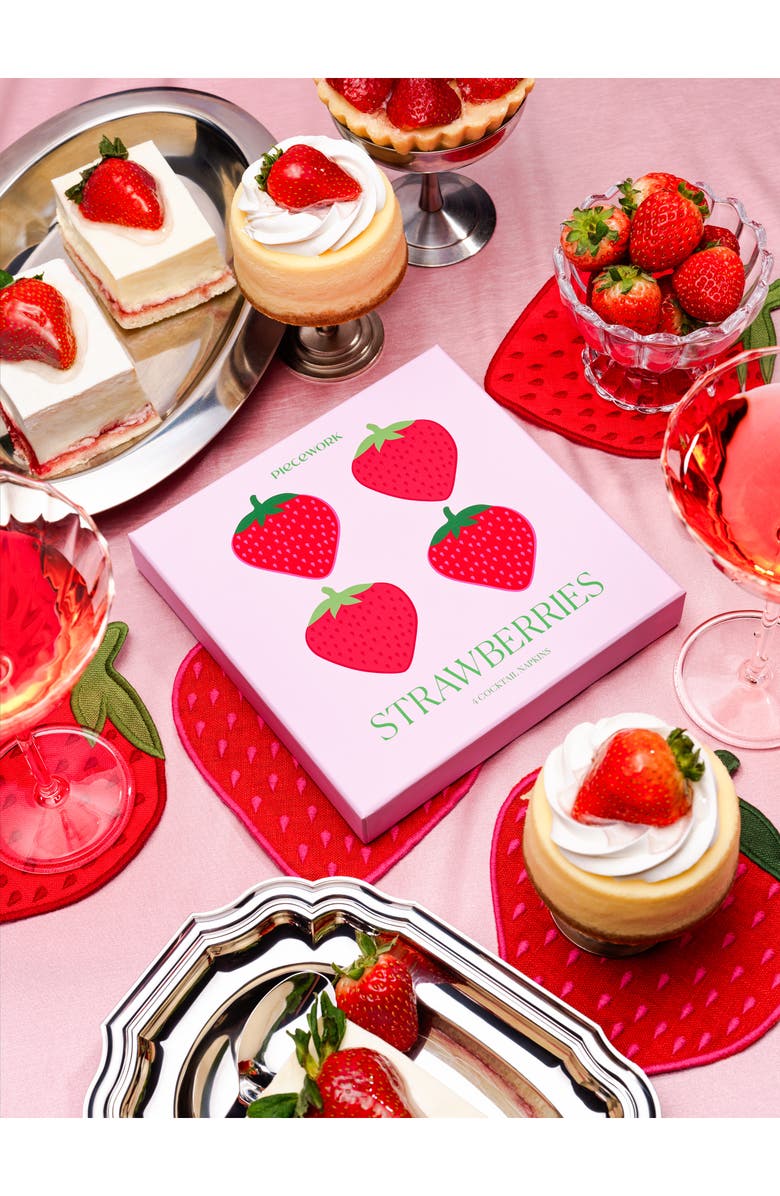 PIECEWORK PUZZLES Strawberry Set of 4 Linen Cocktail Napkins, Alternate, color, Pink