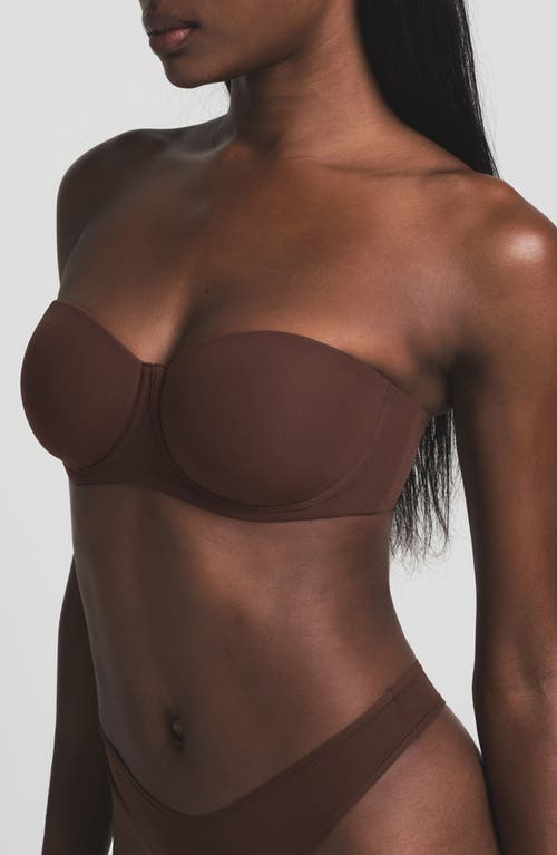 Skims Fits Everybody Strapless Bra In Cocoa