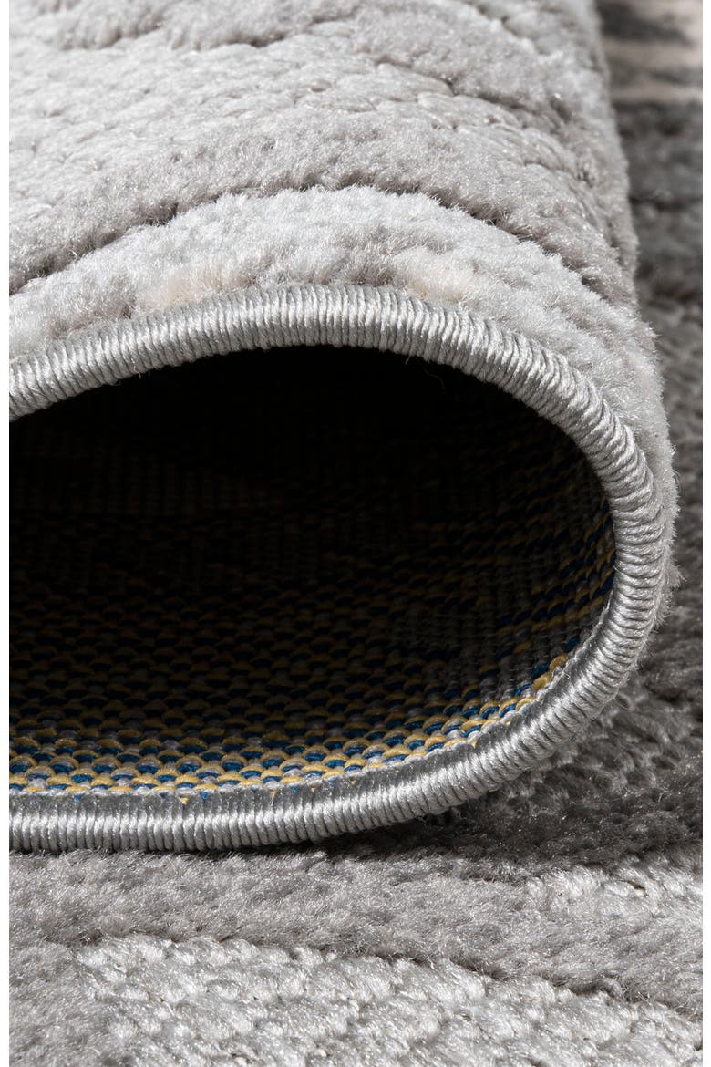 Julien Paisley High-Low Light Indoor/Outdoor Area Rug, Alternate, color, Light Gray/Ivory