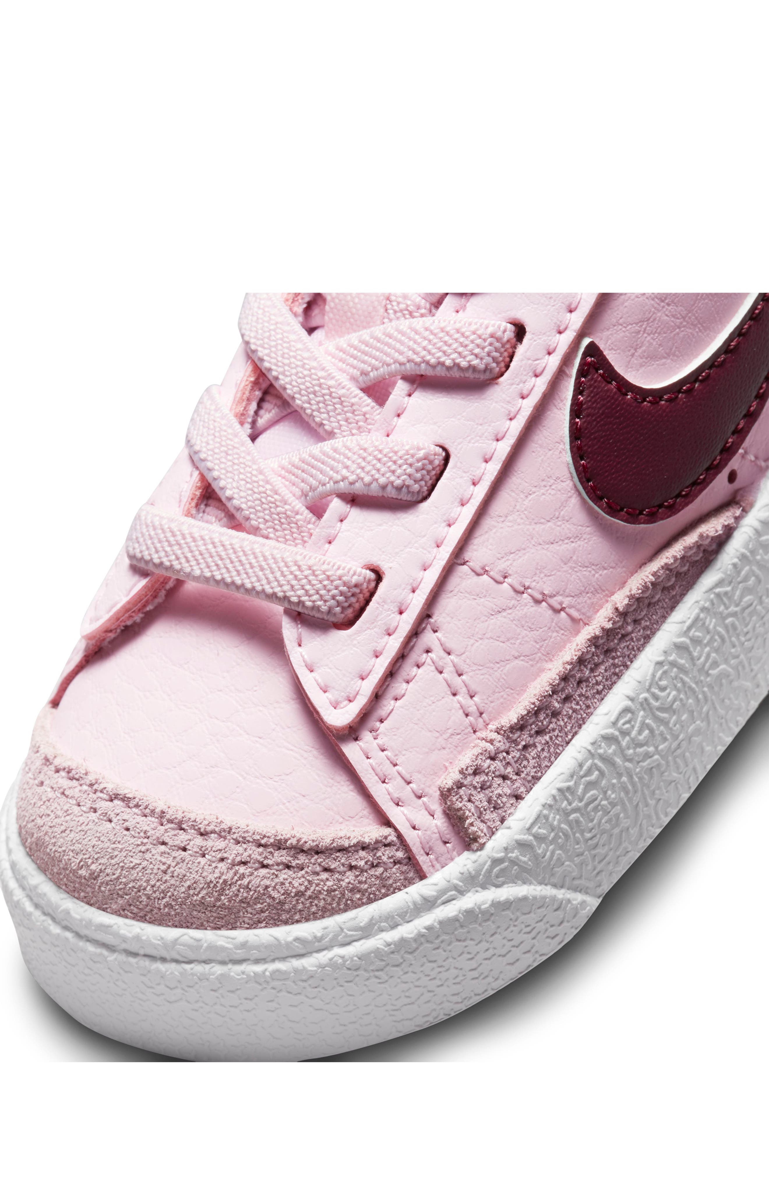 Nike Kids' Blazer Low '77 Sneaker, Alternate, color, 