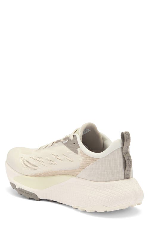 The North Face Altamesa 500 Trail Running Shoe In White Dune/stone Slab