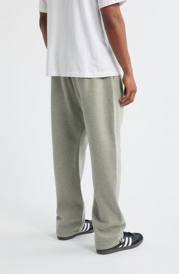 Relaxed Fleece Sweatpants