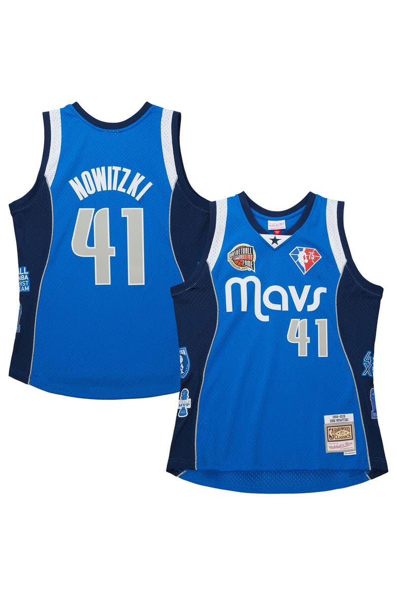 Unisex Mitchell & Ness Dirk Nowitzki Blue Dallas Mavericks Hall of Fame Class of 2023 Throwback Swingman Jersey, Alternate, color, Blue