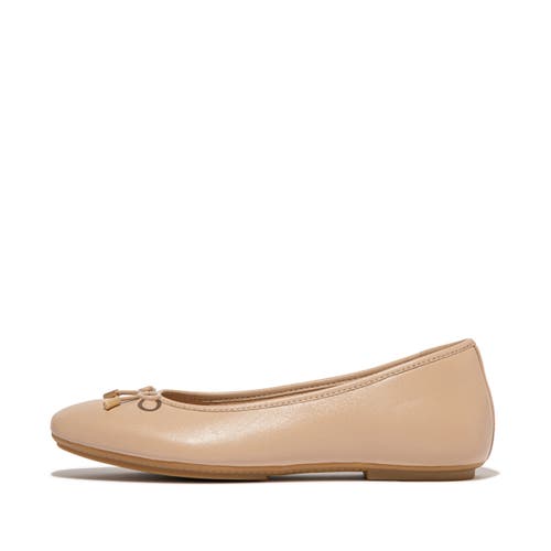 Fitflop Women Delicato Bow Soft Leather Ballet Flat In Classic Beige In Brown