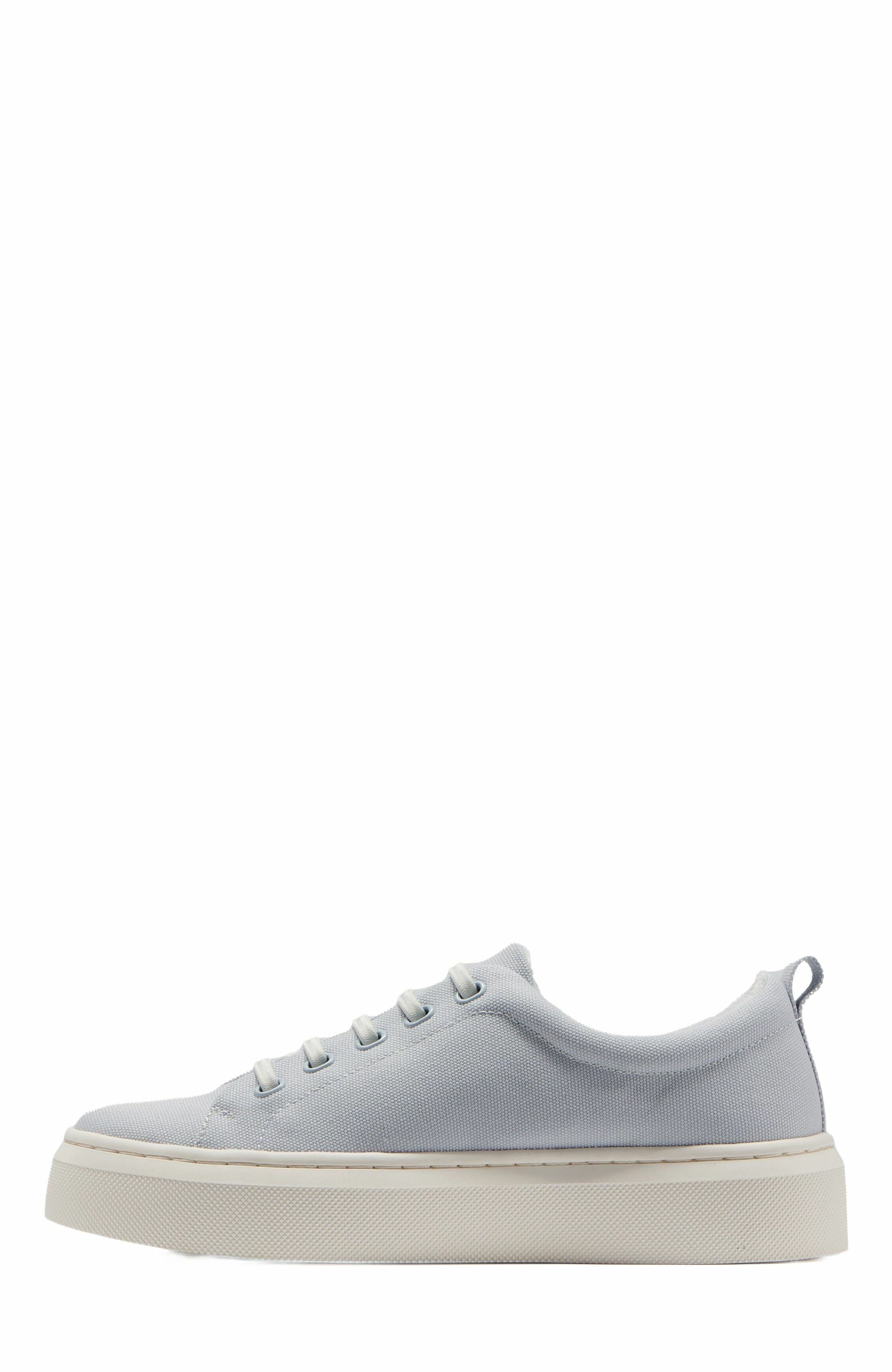 Jumpstreet Bungee Sneaker, Alternate, color, Light Blue Canvas - Regular