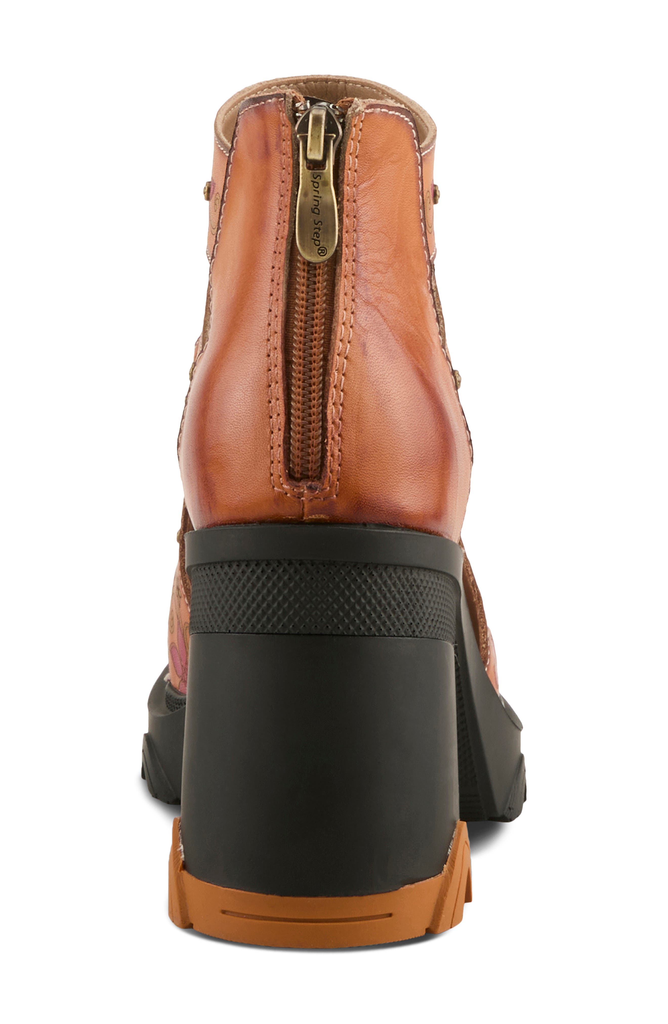 L'Artiste by Spring Step Capsule Blum Platform Bootie, Alternate, color, Camel Multi