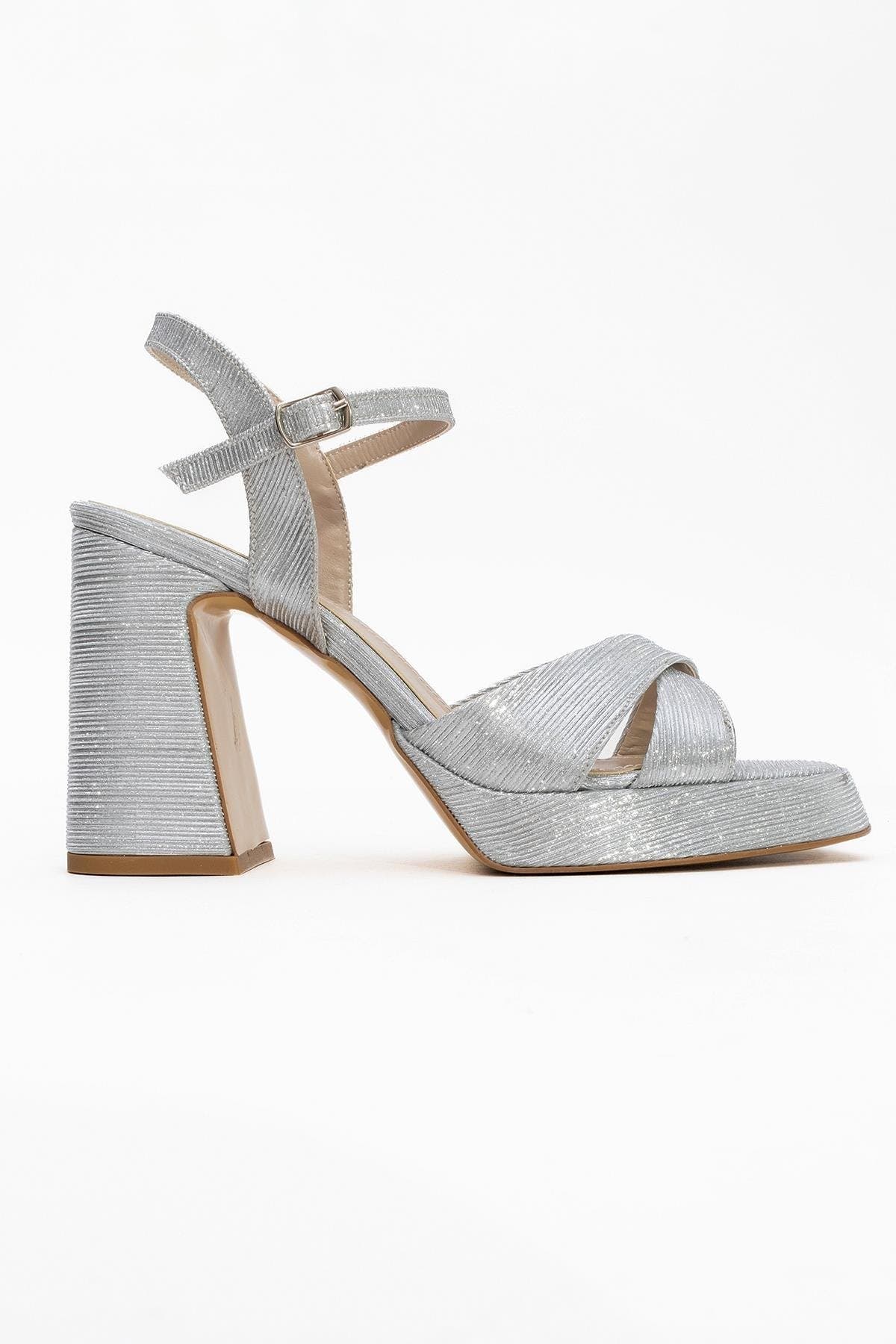 Yvonne Platform Sandals, Alternate, color, Gun Metal