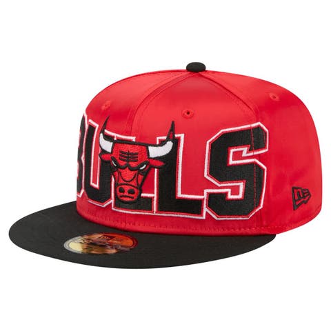 Men's New Era Red/Black Chicago Bulls Satin Two-Tone 59FIFTY Fitted Hat