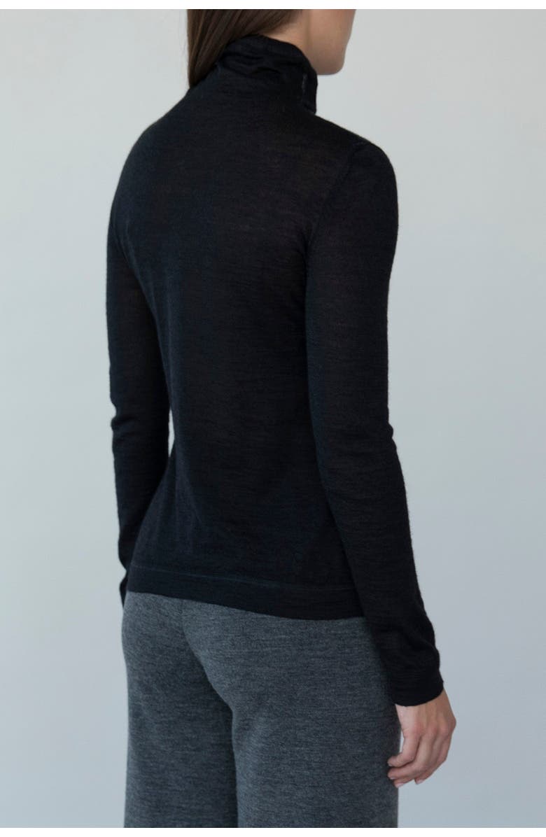 SSKEIN T Neck Pullover, Alternate, color, Black