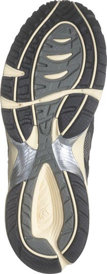 GEL-1090v2 Sneaker
