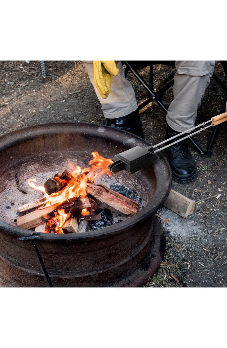 Megachef 4.3 Inch Cast Iron Pie Iron Outdoor/Camping Cookware with Long Handle, Alternate, color, Black