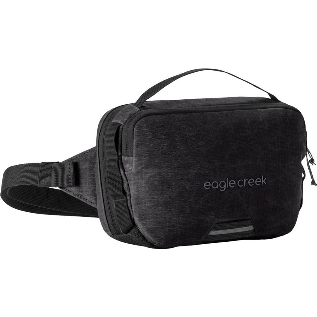 EAGLE CREEK Explore Hip Pack in Black  product