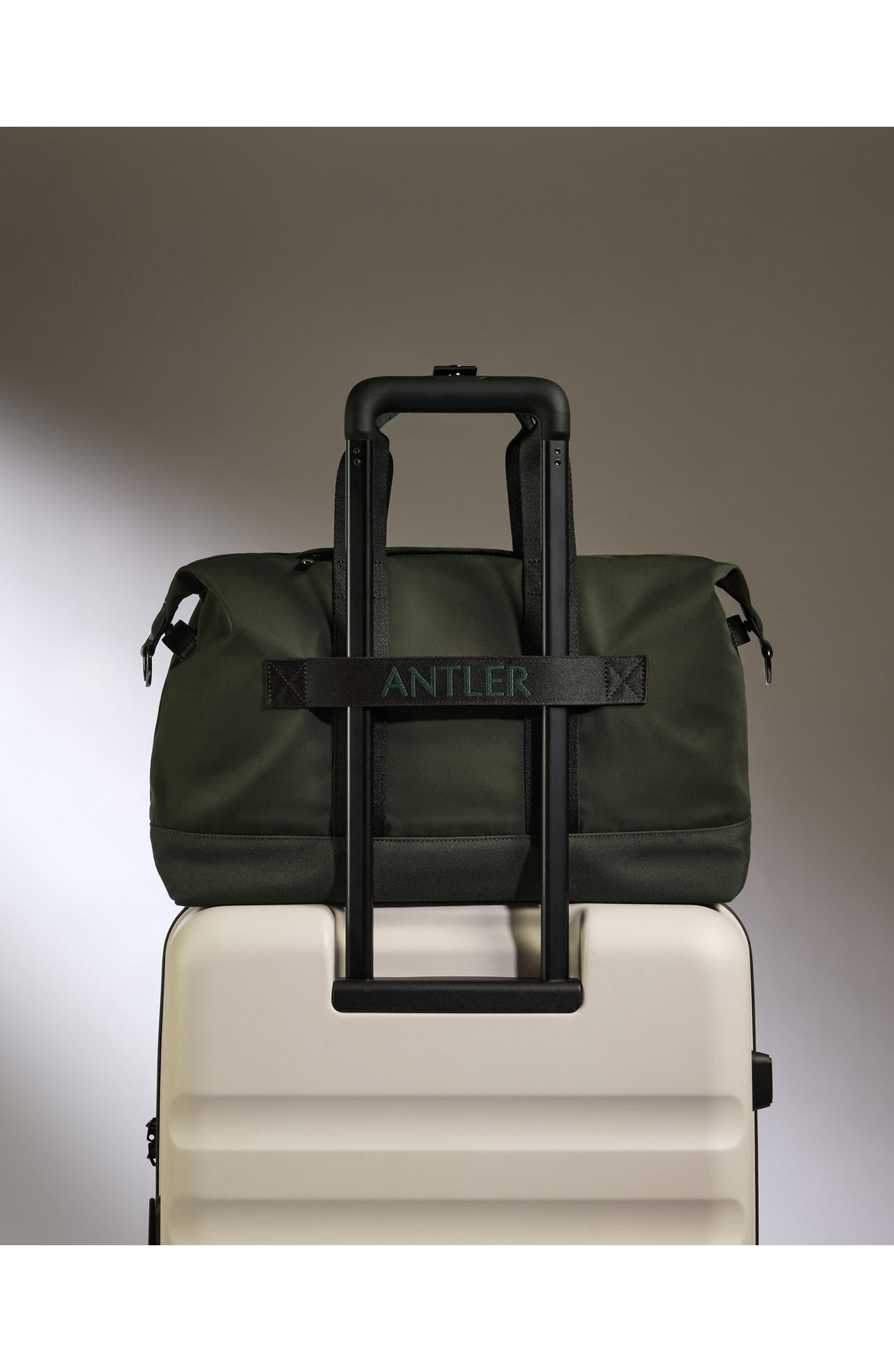 Icon Overnight Bag, Alternate, color, Dark Khaki Green