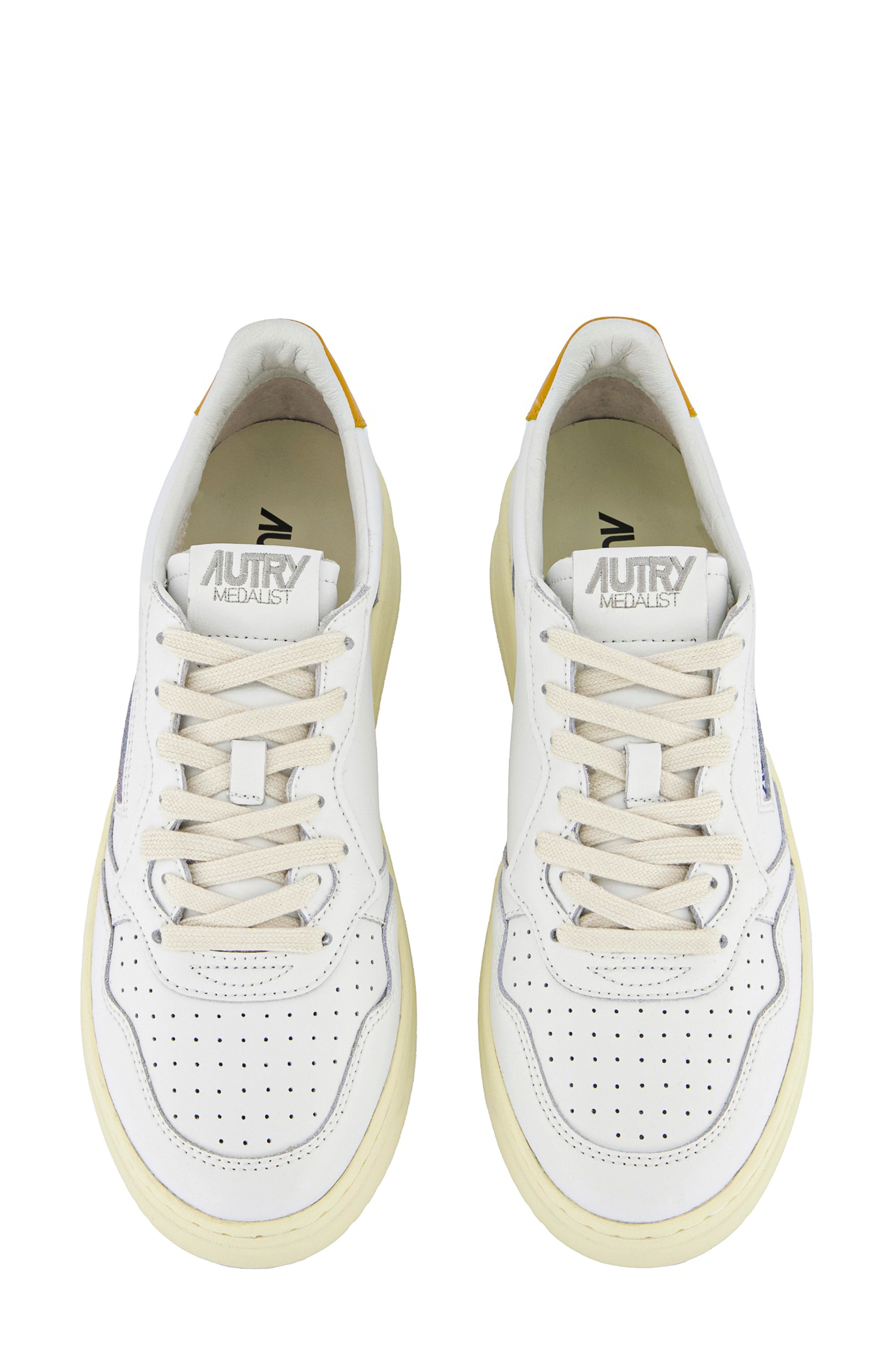 AUTRY Medalist Low Sneaker, Alternate, color, Leat/Leat Wht/Hny Ylw