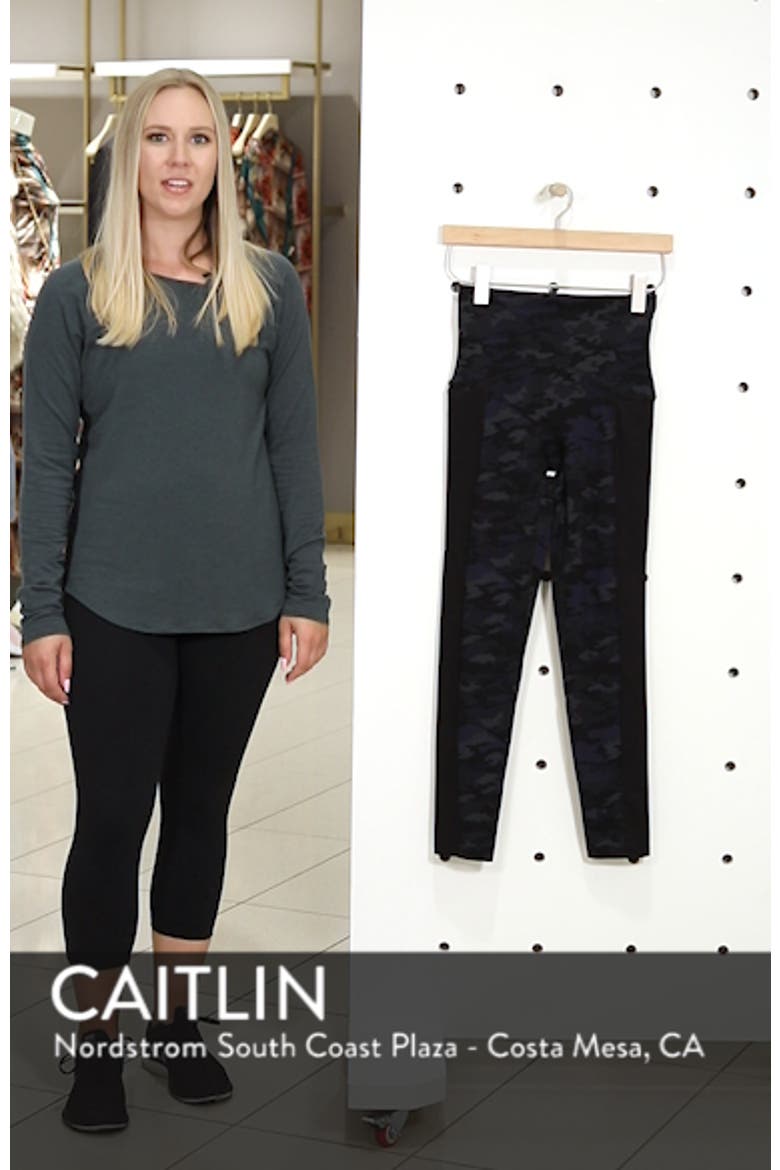Print Active Leggings video