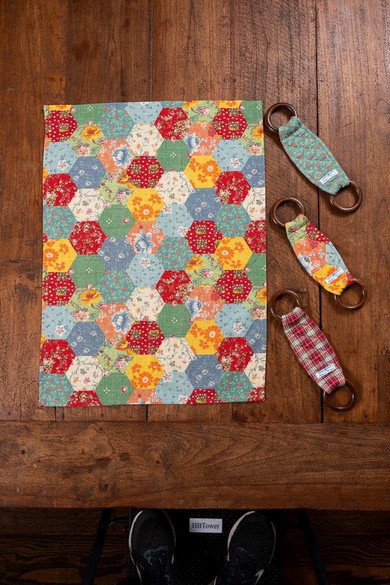 County Fair Tea Towel + Set of 3 Wooden Loop Hangers, Alternate, color, Multi