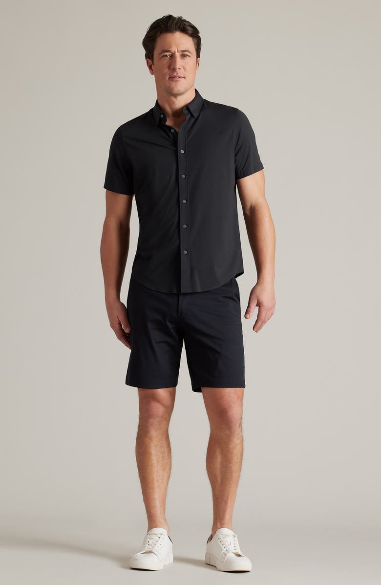 Commuter Short Sleeve Button-Up Shirt