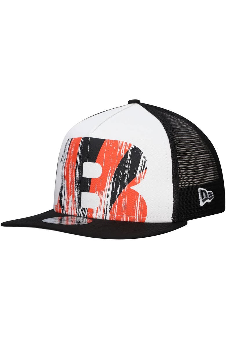 Men's New Era White/Black Cincinnati Bengals Distressed 9FIFTY A-Frame Snapback Hat, Main, color, White