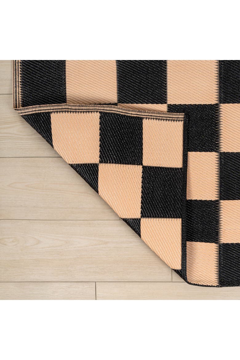 Bishop Geometric Checker Foldable Waterproof Reversible Plastic Straw Outdoor Rug, Alternate, color, Black/Cream