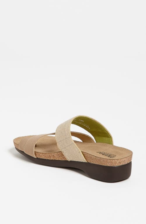 Munro Aries Sandal In Brown