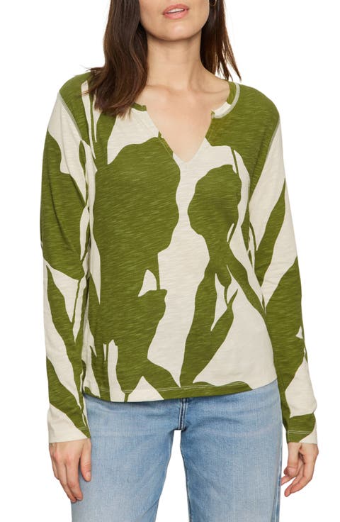 Print Split Neck Knit Top