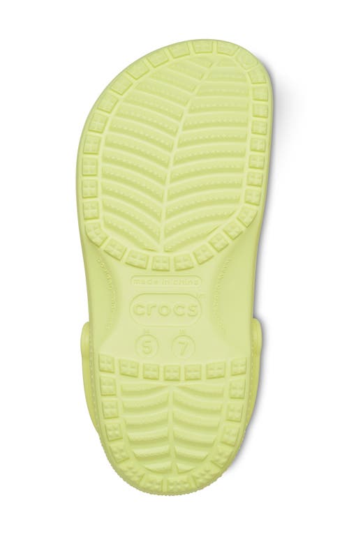 Crocs Classic Clog Beach Unisex Yellow Sandals In Sulphur