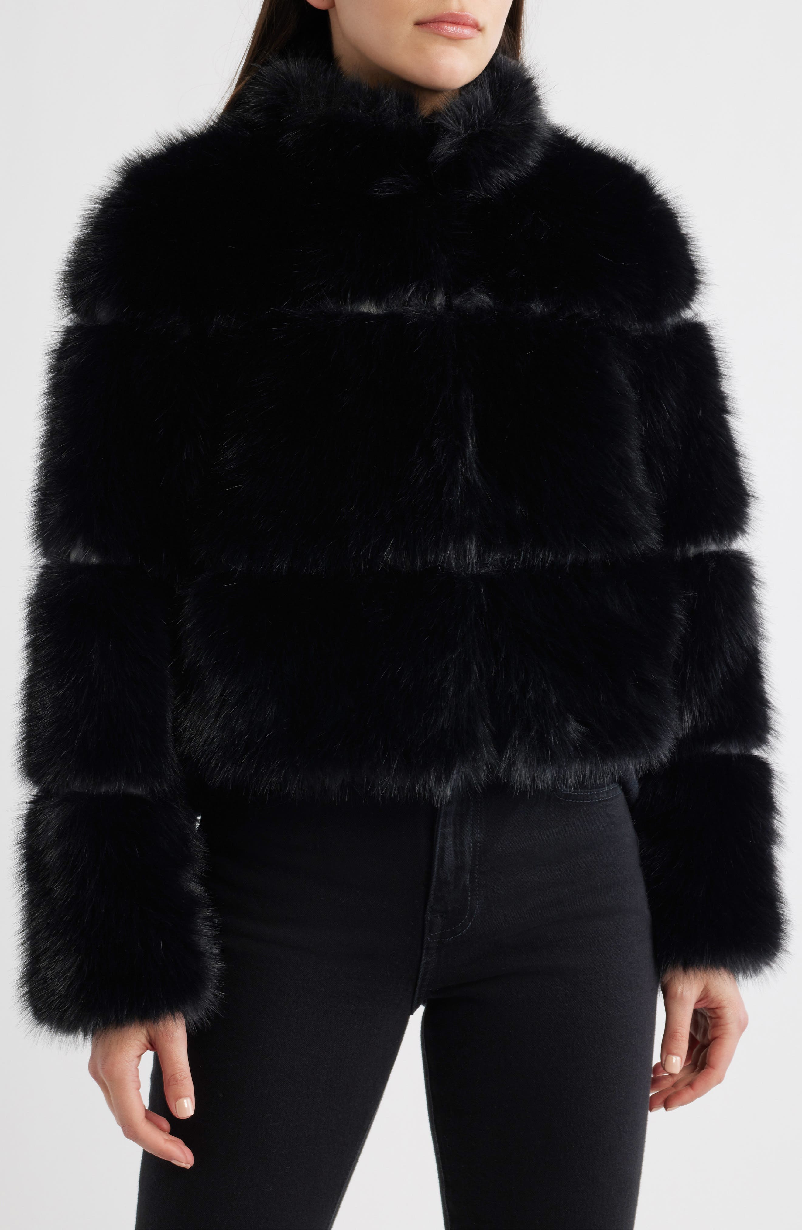 Женские куртки BCBG Chubby Crop Faux Fur Jacket — фото 4